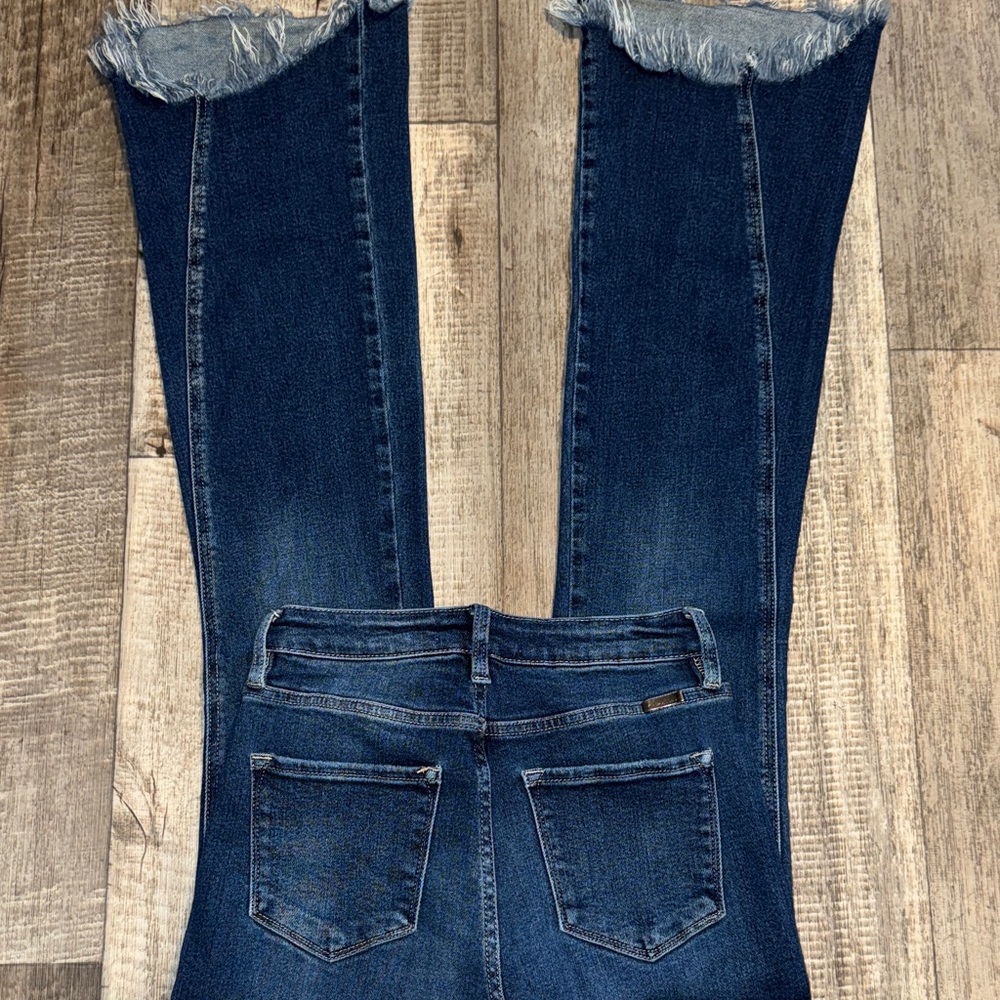 KANCAN Frayed Hem Blue Jeans-size 7/27